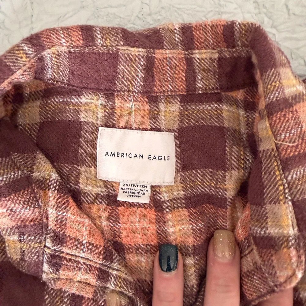 American Eagle Rust, Pink, and Cream Plaid Shirt Jacket - Picture 5 of 7